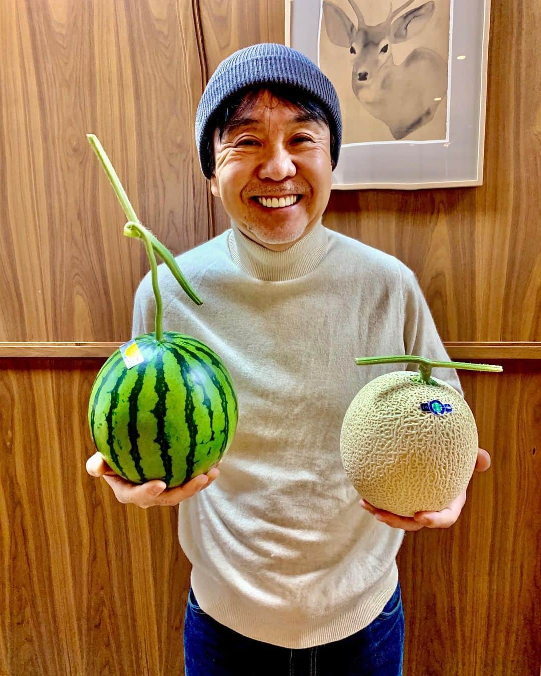 設楽洋さんのインスタグラム写真 - (設楽洋Instagram)「この師走にスイカ…😃🍉 松っちゃん、ありがとうございました❣️  #スイカ #DDホールディングス #松村厚久」12月6日 22時38分 - taracyan3