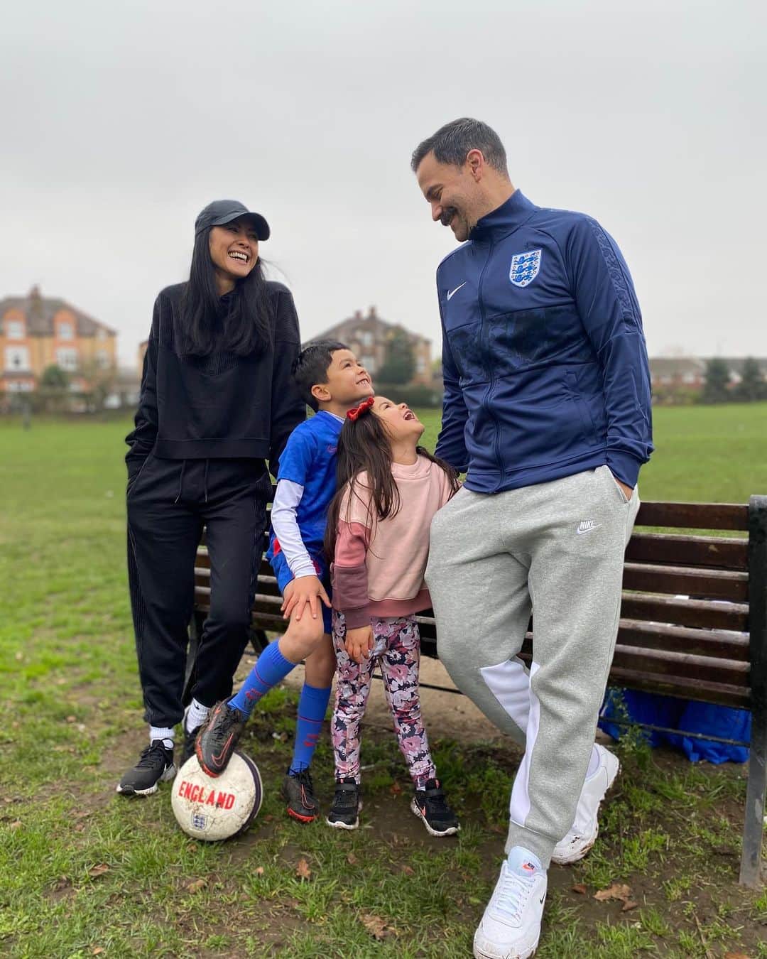 Nextさんのインスタグラム写真 - (NextInstagram)「We've teamed up with @Nike to celebrate the unifying power of football! Whether it’s a kick about in the park, or watching your favourite team on the big screen. The pandemic may have put a stop to a lot of sports but it hasn't stopped @thefashionablepan keeping her family active and having fun ✔️ Tap to shop 605-516, 345-480, 332-431, 255-417, 259-820, 277-076, 670-841, 939-995, 795-479 #BrandsatNext #nike」12月6日 22時40分 - nextofficial