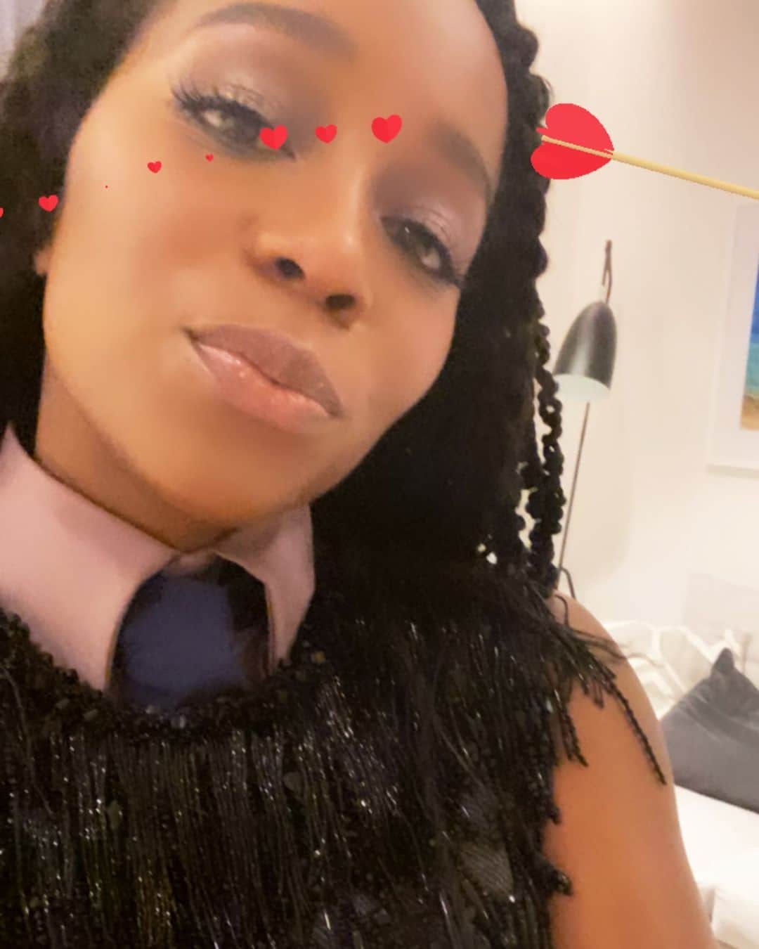 アジャ・ナオミ・キングのインスタグラム：「Saving all my love for you 😘😘😘」