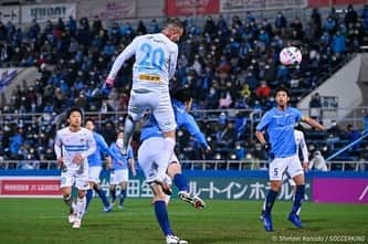 レンゾ・ロペスのインスタグラム：「⚽️💥」