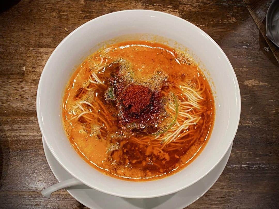 岸田メルのグルメインスタ