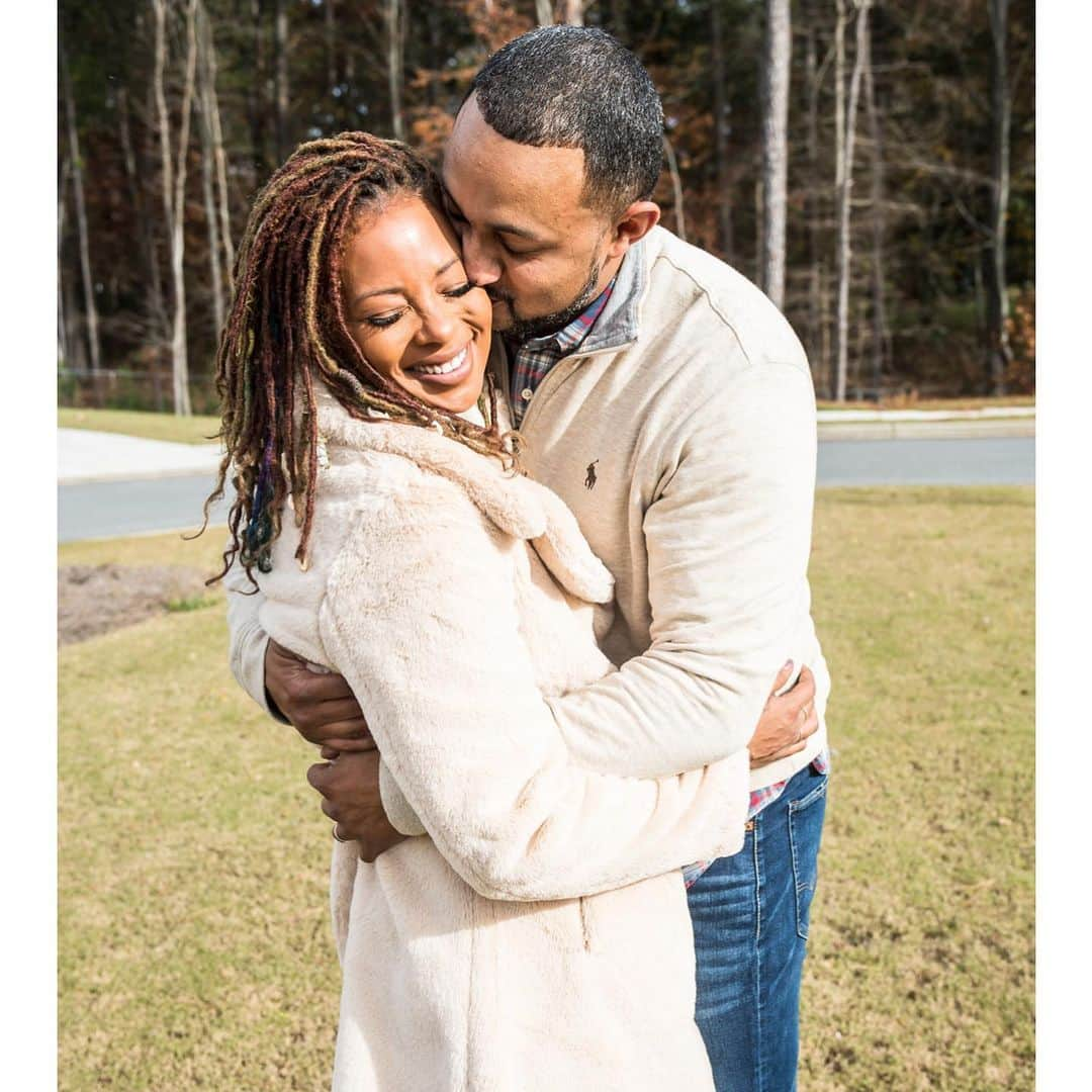 エヴァ・マルセルさんのインスタグラム写真 - (エヴァ・マルセルInstagram)「Always and forever.... Mr. 💍Mrs. 💍 Sterling 📸  @joecarlosphotography」12月6日 23時34分 - evamarcille