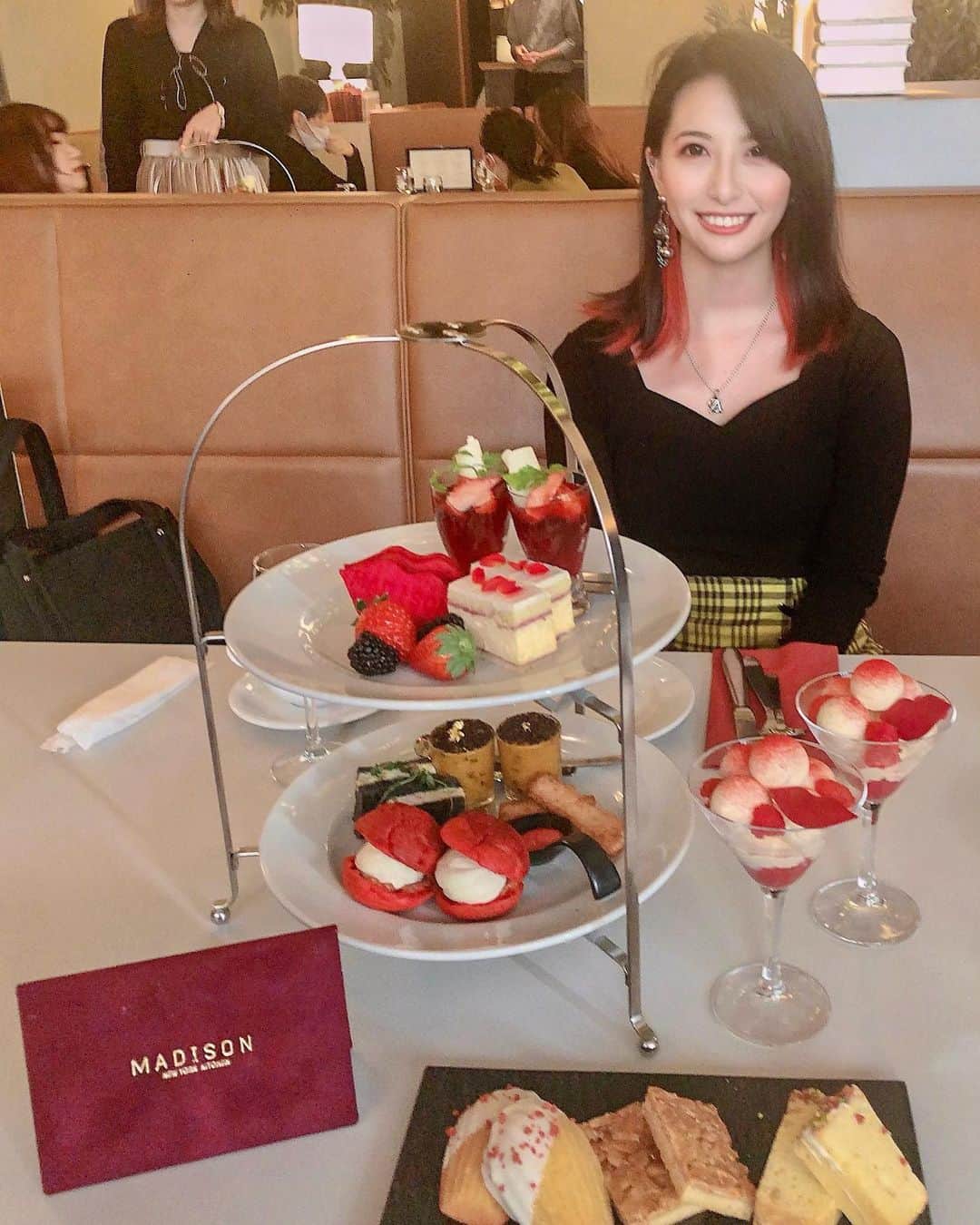 矢部あやのグルメインスタ