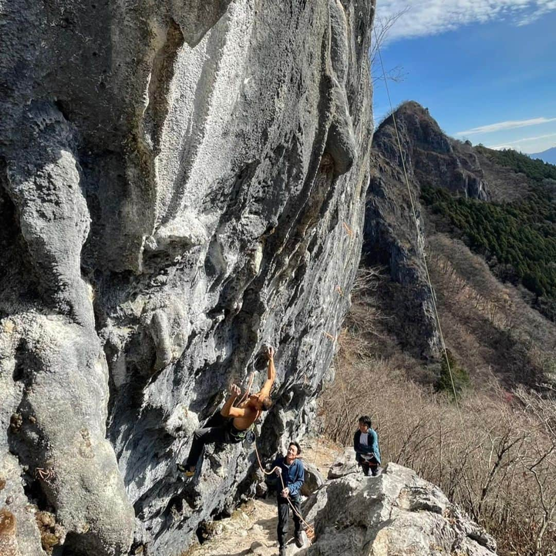 平山ユージさんのインスタグラム写真 - (平山ユージInstagram)「なんだか癒された一日🙏  Somehow healed day✨✨  @oganoclimbing   #mtfutago #二子山」12月7日 0時14分 - yuji_hirayama_stonerider