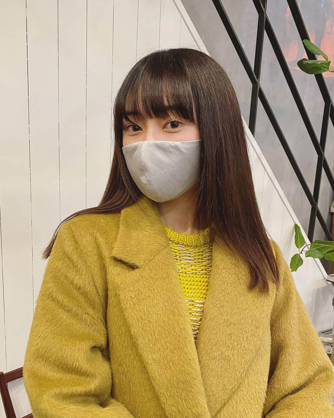 野口和弘のインスタグラム：「美月ちゃん来たよ〜  @mitsuki__shiina  今日はカットトリートメント ファミマのコスメコーナーにたくさんいるからみんな探してみてね〜 . #Sopo #cieca.」