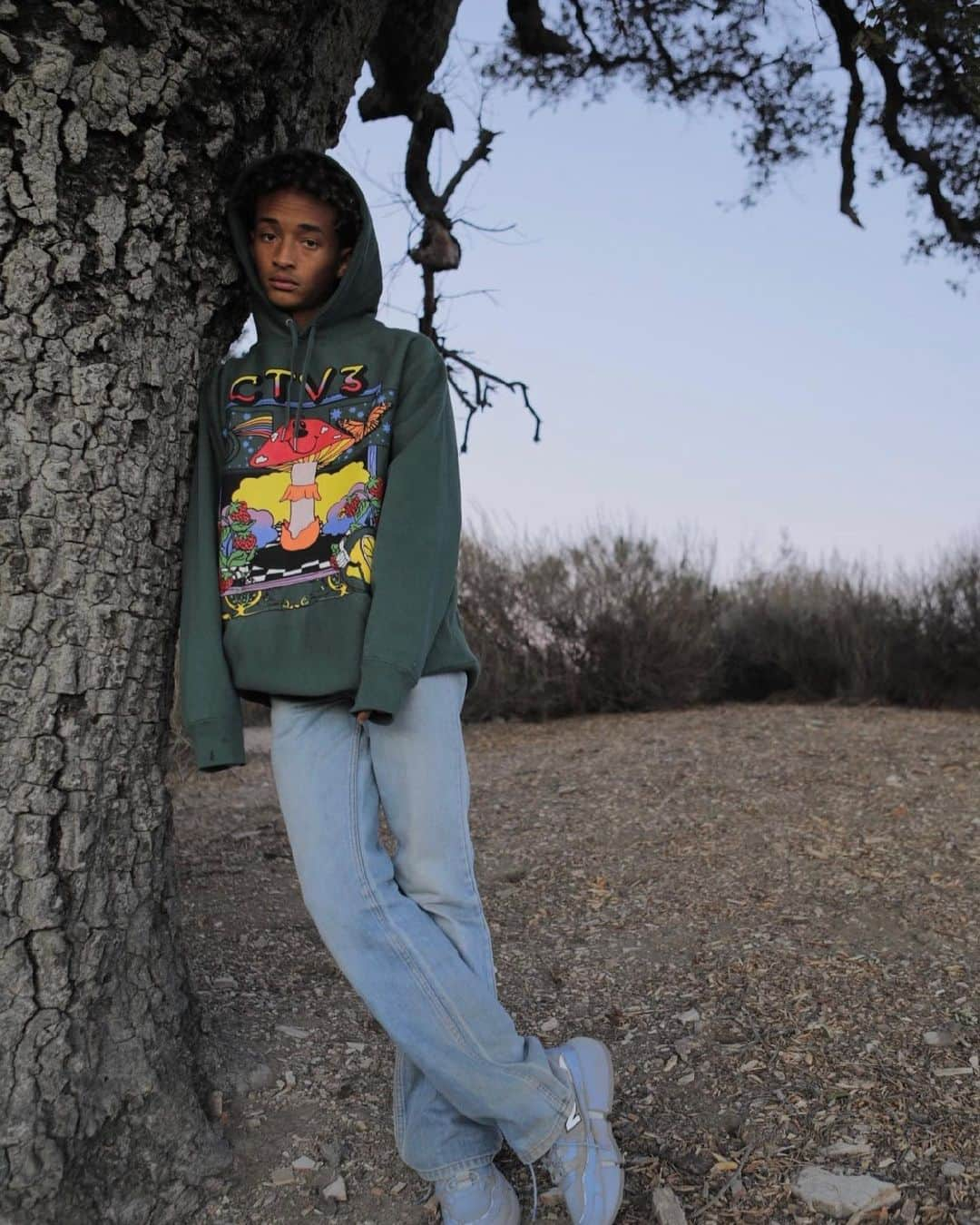 ジェイデン・スミスさんのインスタグラム写真 - (ジェイデン・スミスInstagram)「Jadensmith.com x @onlineceramics #CTV3 #TreeHugger」12月7日 0時58分 - c.syresmith