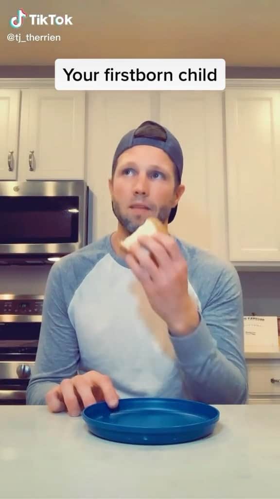 Average Parent Problemsのインスタグラム：「And cut it into triangles! // credit: @tj_therrien on tiktok」