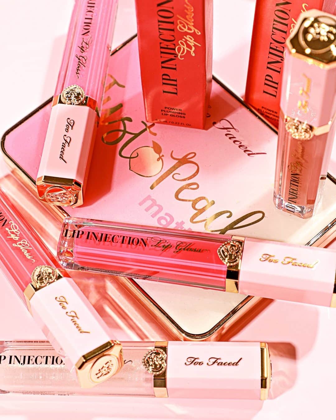 Too Facedのインスタグラム：「We'll take one in every shade! 🙋‍♀️ Kiss your old lip glosses goodbye and experience plush, juicy, multidimensional color combined with our iconic Lip Injection plumping power! 💋 #toofacedlipinjection #toofaced」