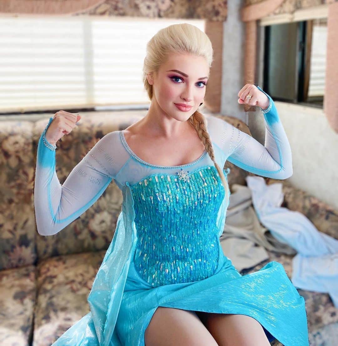 アンナ・フェイスのインスタグラム：「Finna let it go」
