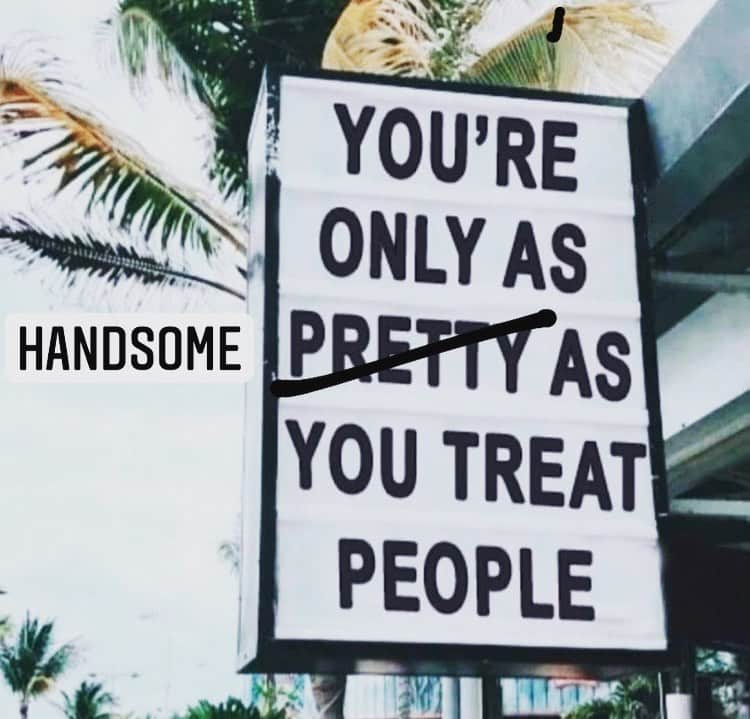 キャロル・ラドジウィルのインスタグラム：「There, I fixed it. ❤️ • I've seen this all over social media lately. Let's stop leaning into the centuries old patriarchal narrative. Little girls are told to "be nice." Young girls are told to "act like a lady." We fucking get it! Let's stop reminding women how to act and start telling men how to treat people.  • How about we start there? Words matter.  Real empowerment starts with language. 🎁🌈💯」