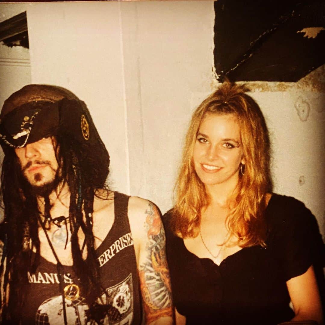 ロブ・ゾンビのインスタグラム：「Sheri and I backstage in 1993. We have logged a lot miles on the road in the last 27 years. We’ve been everywhere man. #sherimoonzombie #robzombie #roaddogs #theroadgoesonforever」
