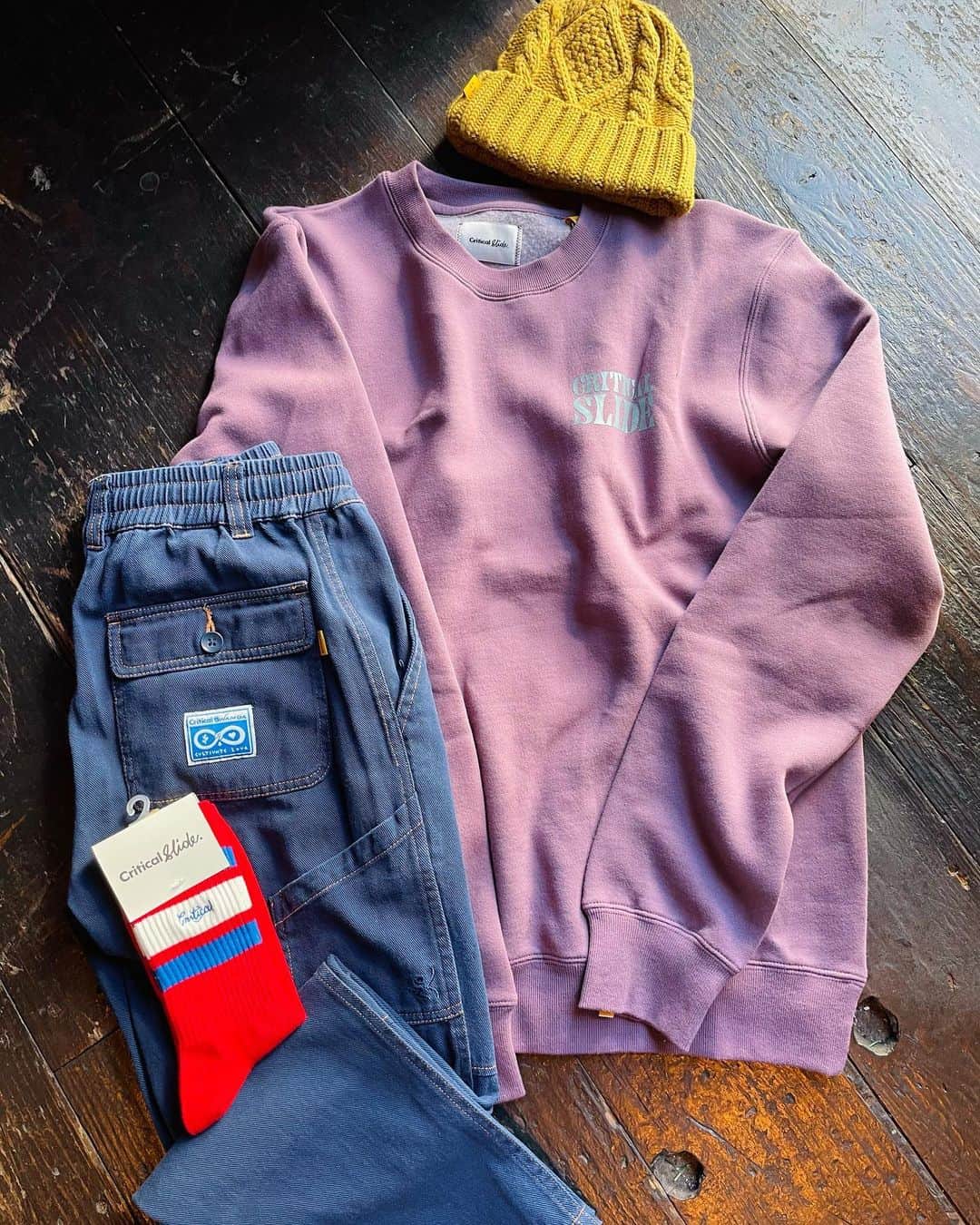 PORT of CALL Cafe&Store Tokyoのインスタグラム：「﻿ #pocdstyle﻿ -New Arrival-﻿ ＠tcss﻿ 👕House Of Slide Crew﻿ (Dark Plum,Midnight)﻿ 👖Cultivate Pant﻿ (Indigo)﻿ 🧢🧦 Cable Knit Beanie/Script Sock﻿ (Mastard,Chilli)﻿ Stocked @poc_daikanyama﻿ #tcss  #criticalslide #new #collection #portofcalldaikanyama #cafeandstore」