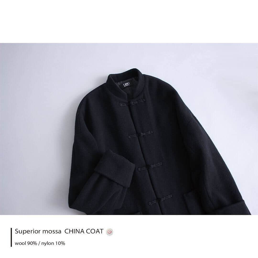 iami_official_instagramさんのインスタグラム写真 - (iami_official_instagramInstagram)「. 【new arrival】  Superior mossa CHINA COAT  今年の冬はチャイナコート　 いかがでしょう？？  オンラインストアにて ご予約も承っております🍥  #iamiinfact  #20aw  #チャイナコート」12月7日 12時57分 - iamiinfact