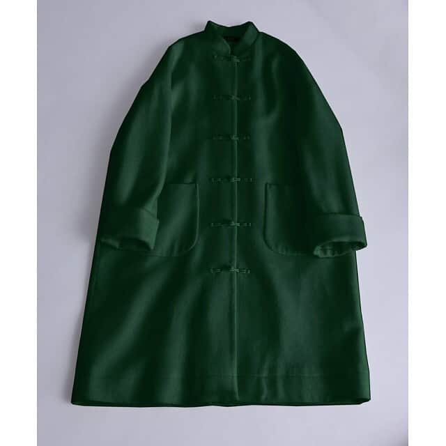iami_official_instagramさんのインスタグラム写真 - (iami_official_instagramInstagram)「. 【new arrival】  Superior mossa CHINA COAT  今年の冬はチャイナコート　 いかがでしょう？？  オンラインストアにて ご予約も承っております🍥  #iamiinfact  #20aw  #チャイナコート」12月7日 12時57分 - iamiinfact