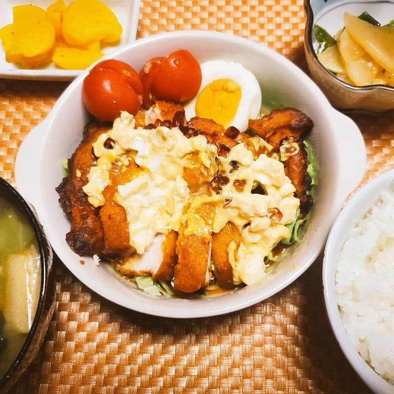 塩原康孝のインスタグラム：「ただのタルタルチキン。  #料理記録  #料理男子」