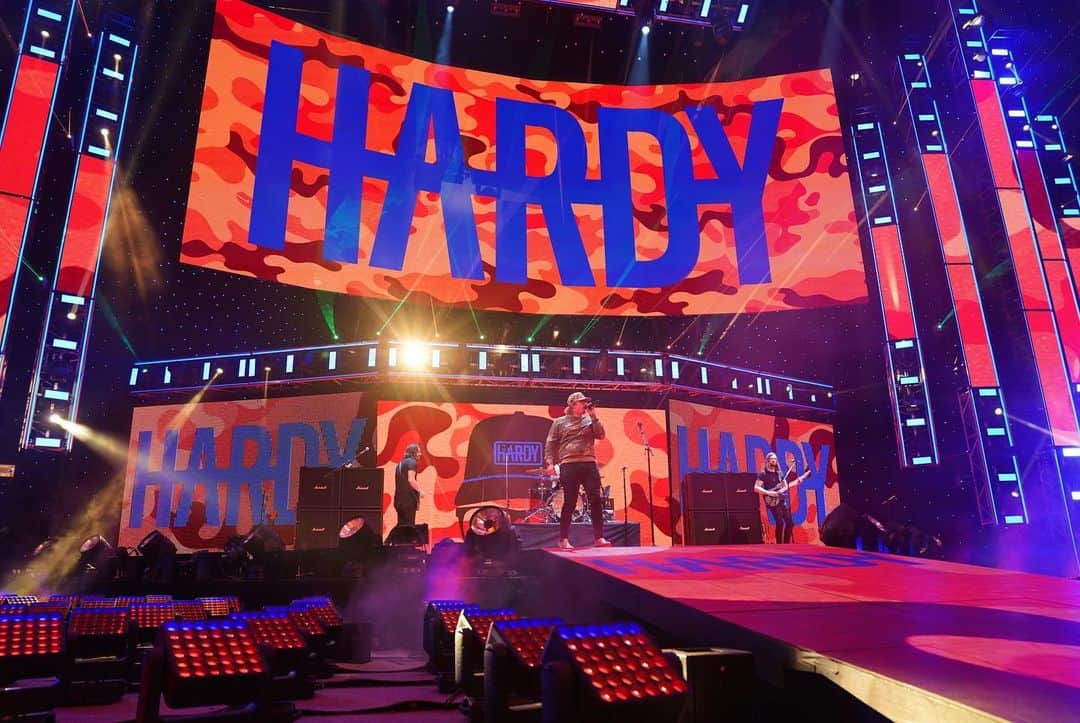 WWEさんのインスタグラム写真 - (WWEInstagram)「What a performance from @hardy on #WWETroops! #USArmy #USNavy #Marines #KnowYourMil」12月7日 5時33分 - wwe