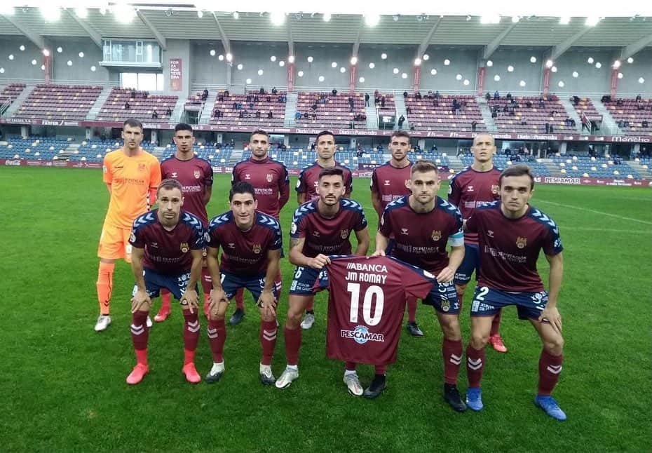 シャルレス・ジアス・ジ・オリベイラのインスタグラム：「Gran partido de todo el equipo, seguimos sumando +1. Lo siento por la expulsión. Y mucho ánimo a nuestro @romaay10 🤙🤜🤛💪😉」