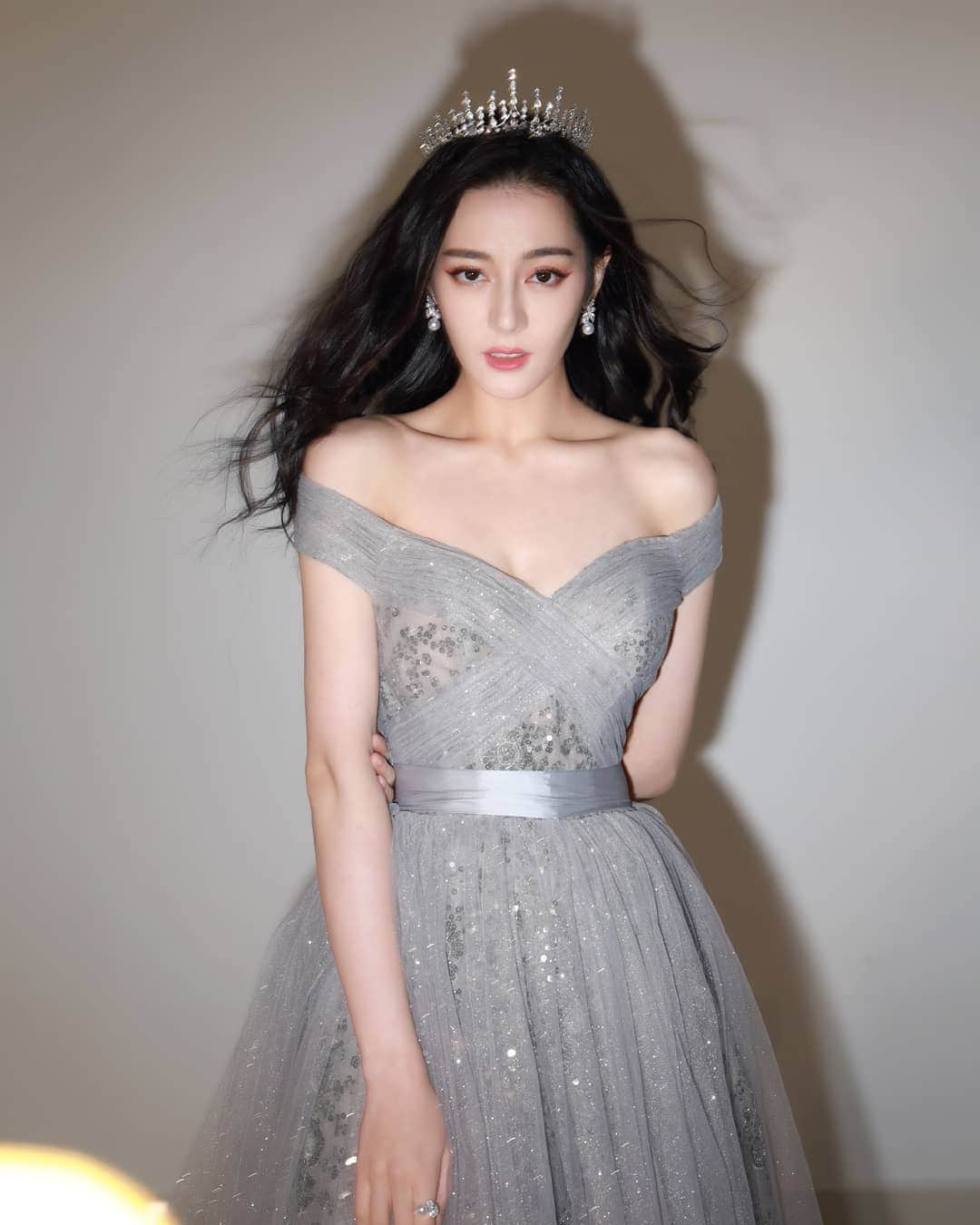 ディルラバ・ディルムラット（Dilraba Dilmurat）さんのインスタグラム写真 - (ディルラバ・ディルムラット（Dilraba Dilmurat）Instagram)「#迪丽热巴 #热巴 #胖迪 #小迪 #dilirebadilmurat #dilireba #dilraba #dilrabadilmurat」12月7日 6時40分 - dilrabalovers_