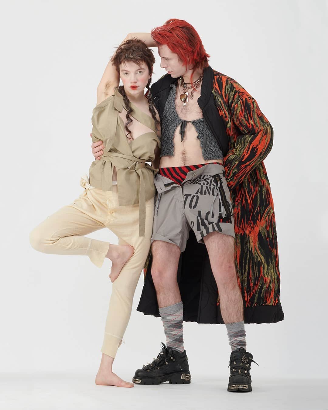 エルエヌシーシーのインスタグラム：「To celebrate the launch of ARCHIVE 06, the LN-CC studio turned into a Westwood Winter Wonderland as Samuel Friberg and Lara McGrath conjured some Christmas Magick in front of Raphael Bliss’ lens. Here the ghosts of Westwood past, present and future unite to ignite our imaginations.  @raphaelbliss @charlieghesquiere @Tommystayton_hair @Terrybarberonbeauty @samuelfriberg @thegoatdancer」