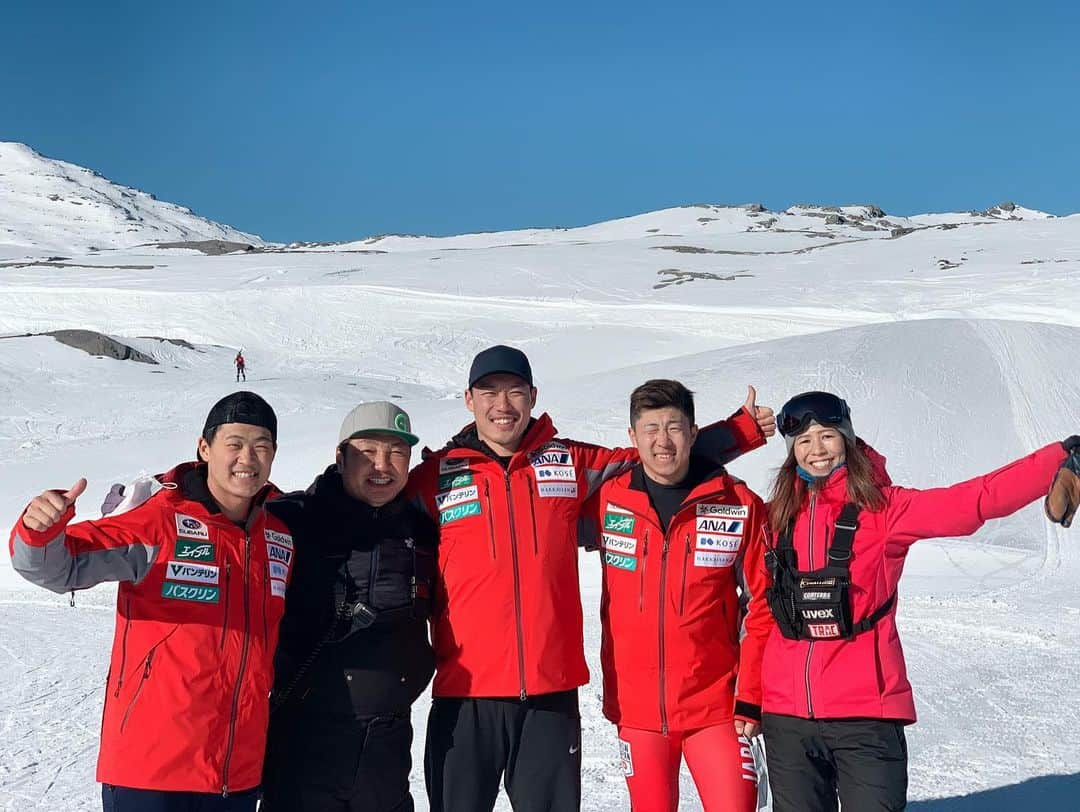 梅原玲奈さんのインスタグラム写真 - (梅原玲奈Instagram)「Thank you @laax for great training⛷ #skicross  #スキークロス #スキー」12月7日 7時44分 - reina_umehara