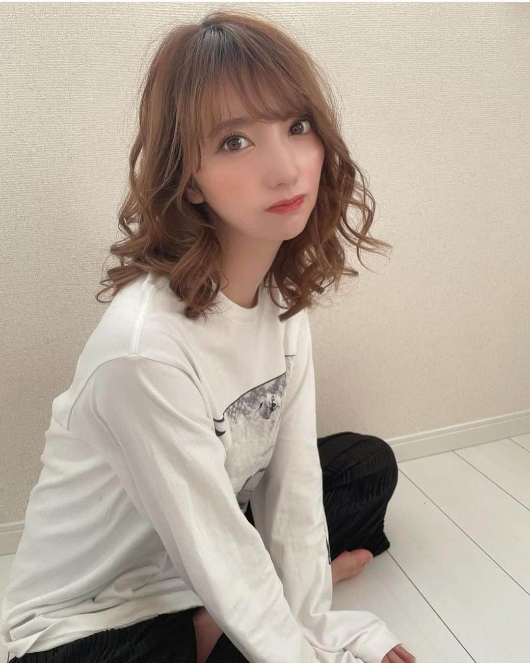 美女JAPANのインスタグラム：「どうも美女JAPANです！✨ ＊ ＊ 今回ご紹介するのはこの方‼️ ＊ ＊ 堀みづきさん！@mizuki_027 ＊ ＊ とっても綺麗！🙈💕 こんな綺麗な人滅多にいない！💕 ＊ ＊ 堀みづきさんのアカウントには他にも素敵な投稿がたくさんあります！✨ ＊ ＊ 皆さんも是非チェックしてみてね🧸 ＊ ＊ 明日の投稿もお楽しみに！！ ＊ ちなみにあなたはどんな人がタイプですか？ コメントお待ちしております💕  ＊ ＊  #色気 #可愛い #綺麗 #かわいい #写真集 #モデル #美肌 #笑顔 #スタイル抜群 #可愛い #可愛すぎ #会いたい #天使 #美女 #美人 #美しい #清楚 #スタイル #色白 #スタイル抜群 #美脚 #素敵 #カワイイ #応援」
