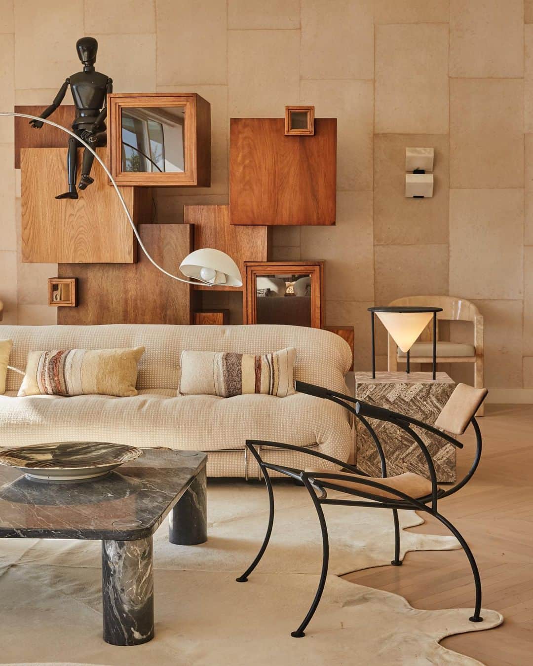 のインスタグラム：「There’s no place like home...XK」