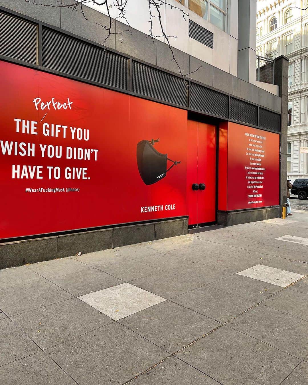 ケネスコールのインスタグラム：「As our store windows in NYC state, The Perfect Mask is the perfect gift you wish you didn’t have to give. #WearAFuckingMask #TheGiftOfLife  When you shop at KennethCole.com, we’ll donate to The New York Public Library in support of The Harry Belafonte Black Liberation Speaker Series. Info link in bio.」