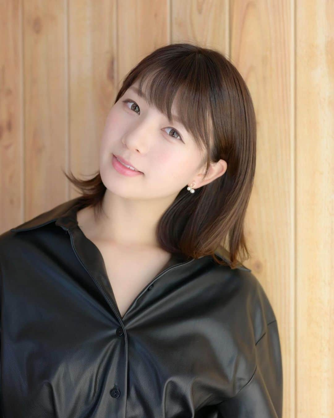 せなななせさんのインスタグラム写真 - (せなななせInstagram)「最近黒ばっかり着てしまう ・ ・ ・ #みにょん #せなななせ #エモーション  #黒コーデ #黒髪 #レザー #ワンピース #ザラコーデ #ショートヘア #名古屋 #モデル #撮影会 #撮影会モデル #被写体モデル #被写体 #zara #fashion #instagood #instapic #instalike #instagram #picture #fff #lfl #lifestyle #japan #model #loveislove」12月7日 11時43分 - nexus_s.nanase