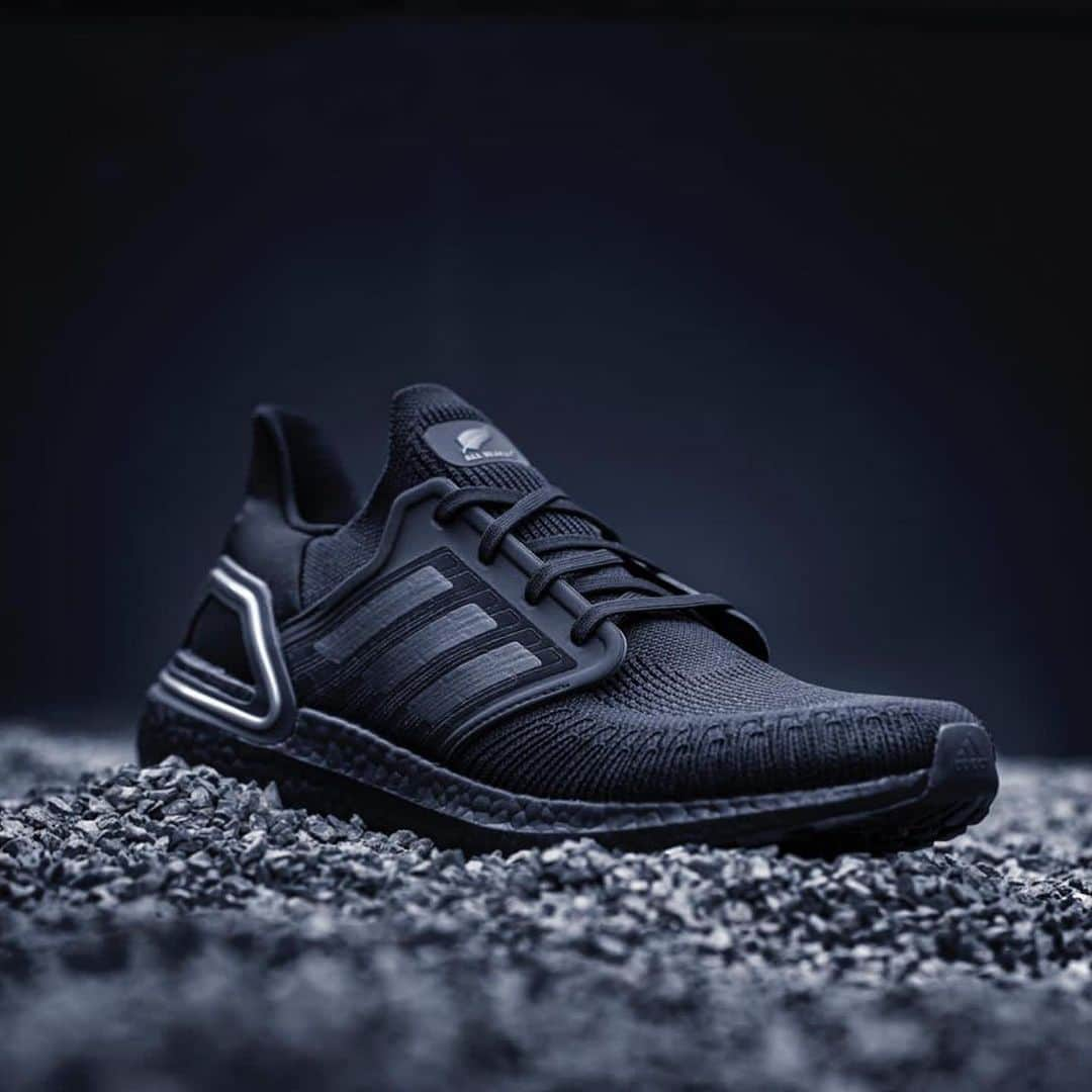 ボーデン・バリットさんのインスタグラム写真 - (ボーデン・バリットInstagram)「Teaming up with @adidasnz, the limited edition Ultraboost 20 @allblacks   Get your pair online or at adidas.co.nz and in store at adidas.」12月7日 12時02分 - beaudenbarrett