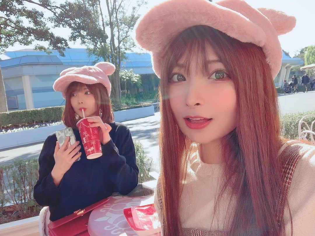 るるぴ（ららぴ ＆ るるぴ）のインスタグラム：「双子ディズニー(^ω^)💓  #ディズニー #双子 #ミニー」