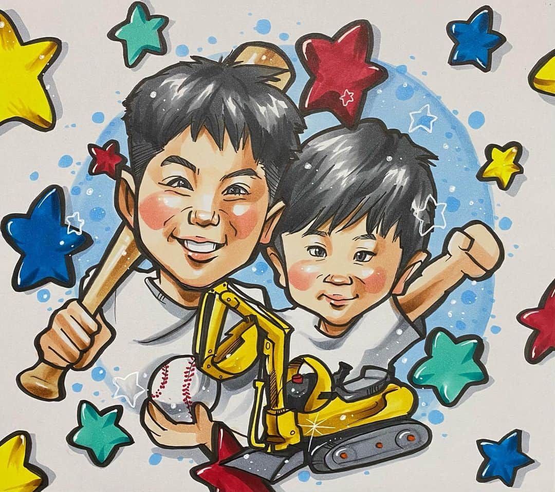 似顔絵★𝗚𝗢𝗥𝗜𝗞𝗜𝗡𝗚のインスタグラム：「. . 先日の一枚目❤️ 二枚のご依頼でしたが こちらのみご紹介させていただきます⭐️✨ . . プレゼント用にお子様2人をご依頼いただきました❤️ バットとボールを持つお兄ちゃんと、 ショベルカー大好き弟さんを😘  カラフルな星に囲まれて わんぱくボーイズ達でした😘❤️❤️❤️ . . . ご依頼ありがとうございました❤️❤️ . . .  ❌❌現在は、予約受付終了してます❌❌ 。 . . .  2020年度ご予約のお客✨ 現在135番までの方へ案内中です🌟✨💕 DMの確認いただきgmailへ返信宜しくお願い致します🙇‍♀️🌟✨✨ . . . .  次回の予約応募は、2020年のご予約分を書き終える予定の 来年春から夏頃の、、、予定です。 ※あくまでも予定なので前後します🙇‍♀️ . . . .  オーダー再開の際には 人数制限あるため必ず予約ができるわけではございません。 そのことも踏まえた上で 次回ご検討いただけると嬉しいです(^^) . . また、結婚式の使用を考えてくださる方も多いです✨  前々からお伝えしていますが、 基本的に予約順に対応しているため、 近々の納期を希望される方は、 対応できないこともあるので、 あらかじめご了承ください💦 . . . . . ※今回予約が取れた方へ※ . .  写真がまだ用意できてない、入金が遅れそうなど、状況により、順番が前後することもございます‼️ あらかじめご了承ください。 。 . . . また、芸能人、キャラクターのオーダー、パロディ風オーダーはお断りしています。  芸能人については、ご本人様に直接プレゼントなどはOKです。 . . . . . . 💰料金表は過去投稿記事みてね❤💰 . . . . . ➡️ハッシュタグ⇨ goriking117料金表2019⬅️ . . ✨✨✨✨✨✨✨✨✨✨✨✨✨✨✨✨ @by.goriking のアカウントでは、 過去書かせて頂いたお客様方からの、 似顔絵のその後のお写真をいただき、 投稿しております^ - ^❤️❤️ 玄関に飾ってある似顔絵、 渡した瞬間のお写真、 ご本人とのお写真などなど💕 いろんな場面でのお写真お待ちしております^ - ^✨⭐️ . . . .  #似顔絵#pencildrawing#drawing#pencil#illust#painting#art#artwork#絵描きさんと繋がりたい#似顔絵師#gorikingの似顔絵屋さん#仲良し家族#子供のいる暮らし#お洒落#野球#baseball#ショベルカー#男の子#兄弟#兄弟コーデ#カッコいい#brothers#boy#kids#kids_japan#comicart#anime#animeart#comicartist#animejapan」