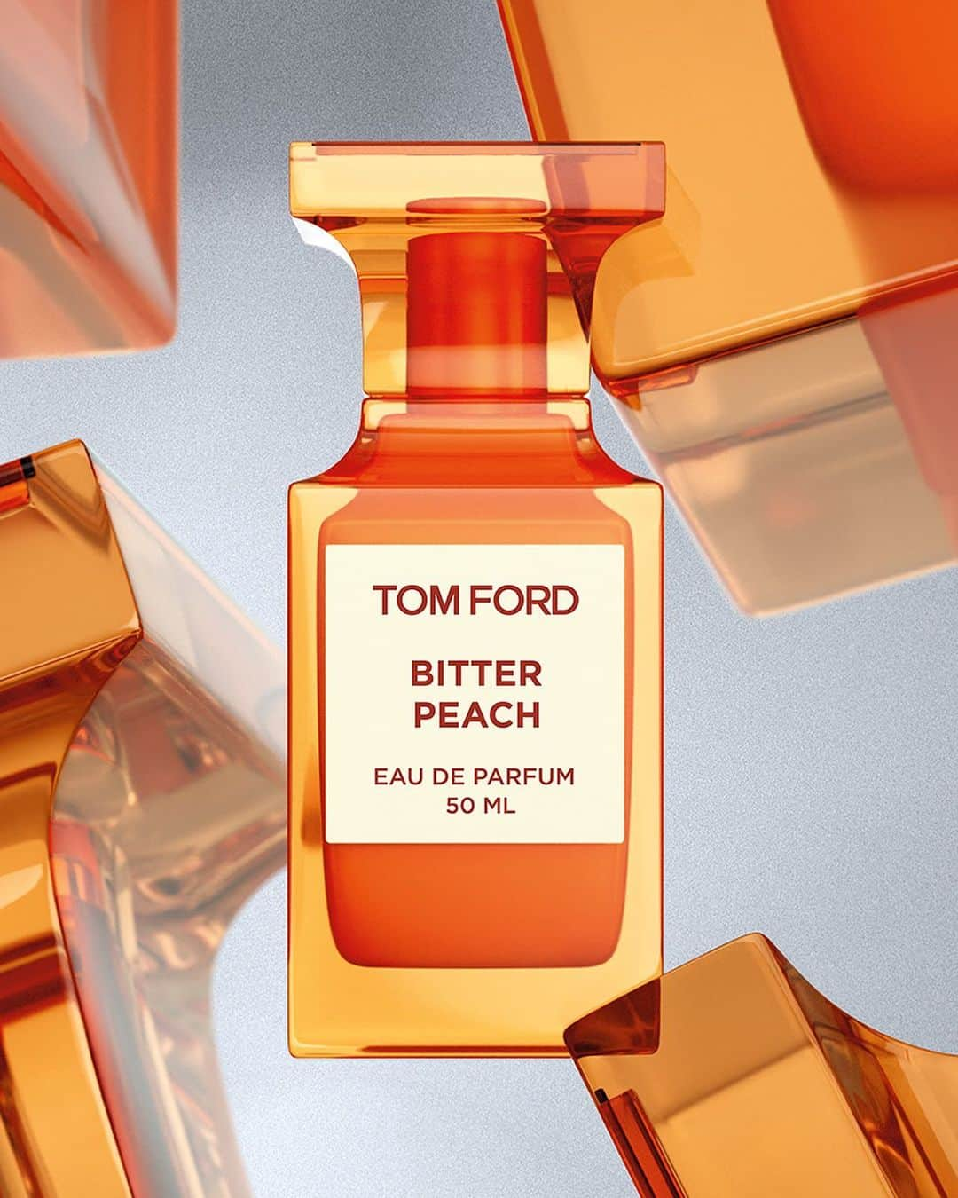 トムフォードさんのインスタグラム写真 - (トムフォードInstagram)「Gift new Bitter Peach, a voluptuously sweet indulgence. @tomfordbeauty #TOMFORD #PRIVATEBLEND #TFBITTERPEACH #TFGIFTS」12月7日 23時20分 - tomford