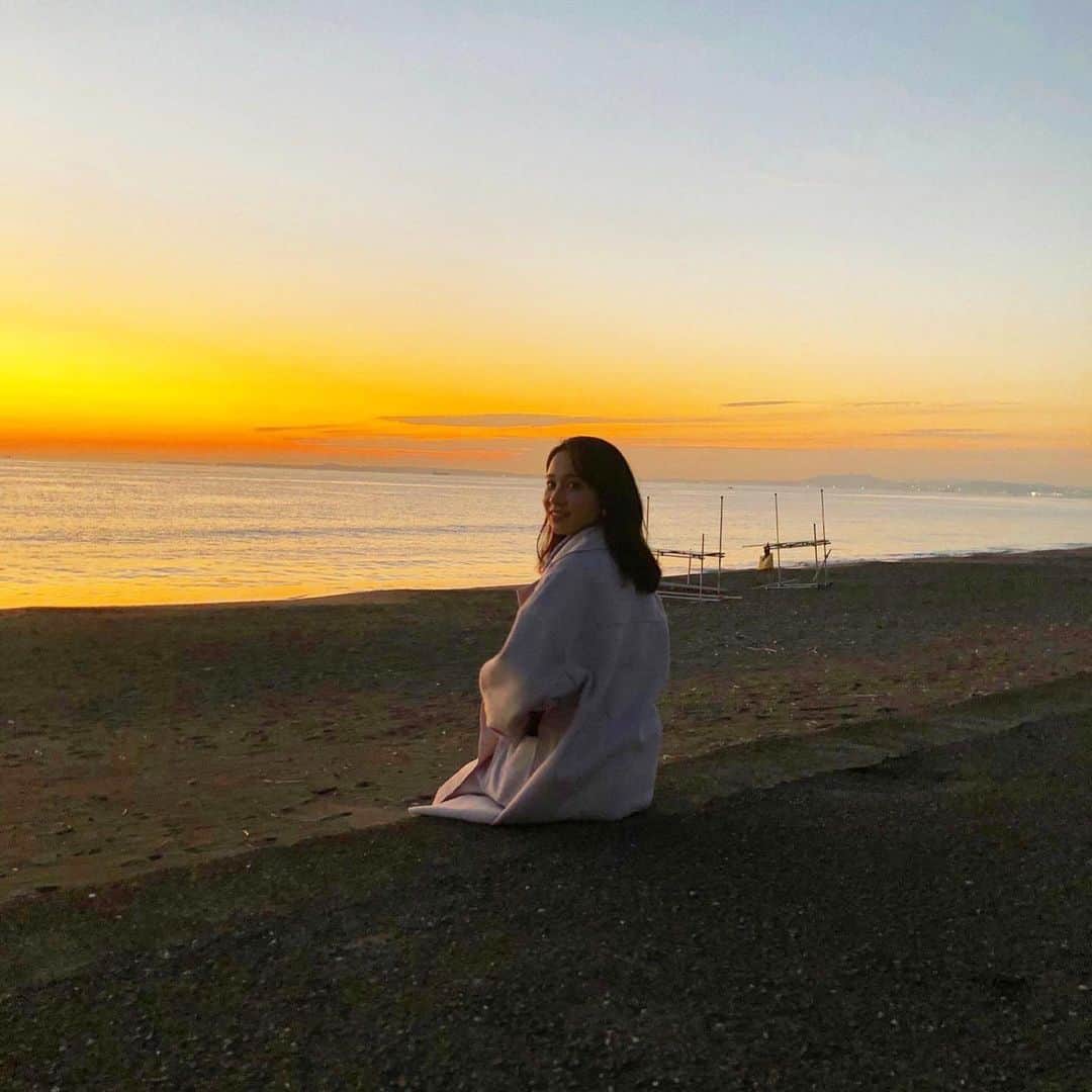 生形由佳のインスタグラム：「🌊　#夕焼け」
