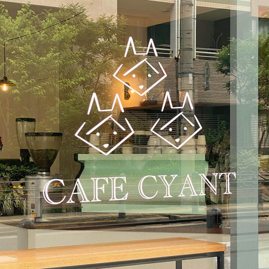 岡元優香のグルメインスタ