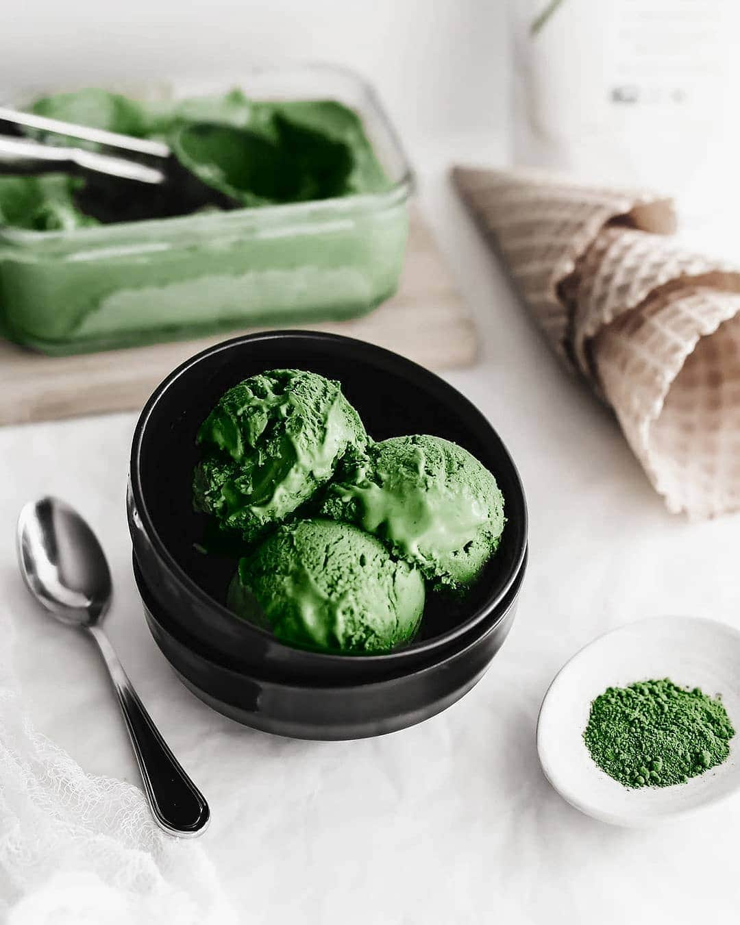 Matchæologist®さんのインスタグラム写真 - (Matchæologist®Instagram)「It's never too cold for 🌿 #Matcha 🍦 #IceCream! Tag a #MatchaBestie who needs to try this delicious #Matcha treat 🍨 prepared by @siftandsimmer. . If you’d like to give it a try and make this delicious no-churn matcha ice-cream 🍦 at home, head to @siftandsimmer for the full recipe. . 🍵 What's your most recent favorite #MatchaCreation? 🤗 Keep us posted by tagging @Matchaeologist 🙌 . To find out more about our splendid range of artisanal matcha, 🌱 visit Matchaeologist.com . Click our bio link 👉 @Matchaeologist . Matchæologist® #Matchaeologist Matchaeologist.com」12月7日 23時07分 - matchaeologist