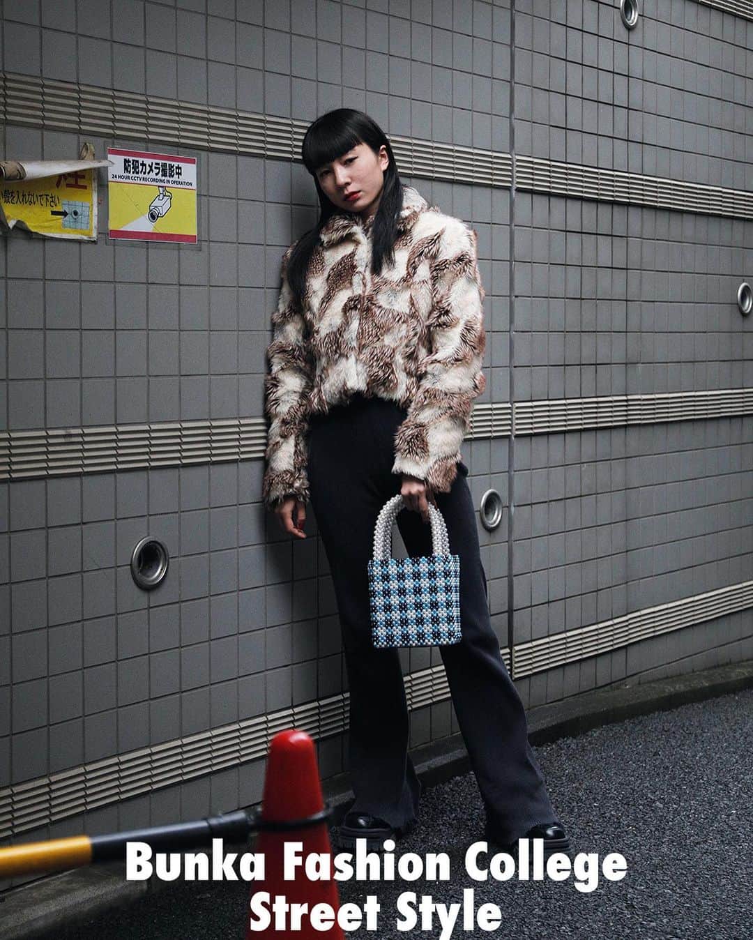 Droptokyoさんのインスタグラム写真 - (DroptokyoInstagram)「BUNKA FASHION COLLEGE SNAP  @bunka_fc  #文化服装学院 #pr#bunkafashioncollege#pr#streetstyle#droptokyo#tokyo#japan#streetscene#streetfashion#streetwear#streetculture#fashion#shibuya#shinjuku Photography: @fumiyahitomi」12月7日 14時19分 - drop_tokyo