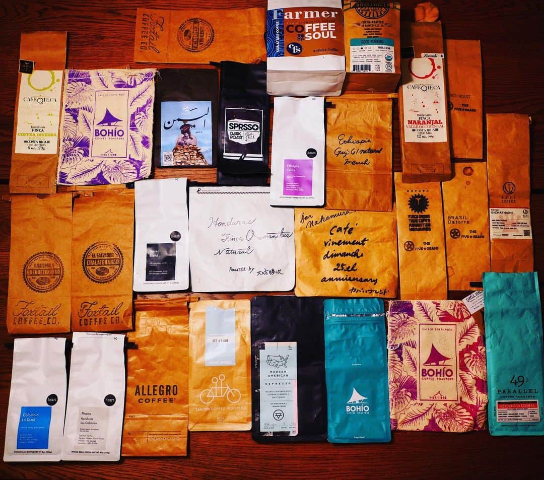 中邑真輔さんのインスタグラム写真 - (中邑真輔Instagram)「Collection #coffee #beanbag #coffeebag」12月7日 15時04分 - shinsukenakamura
