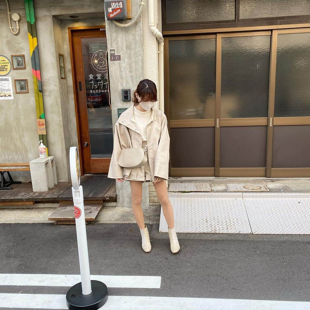 濱澤ゆうりのインスタグラム：「同じ色の服しか合わせれん #濱澤こーで屋」