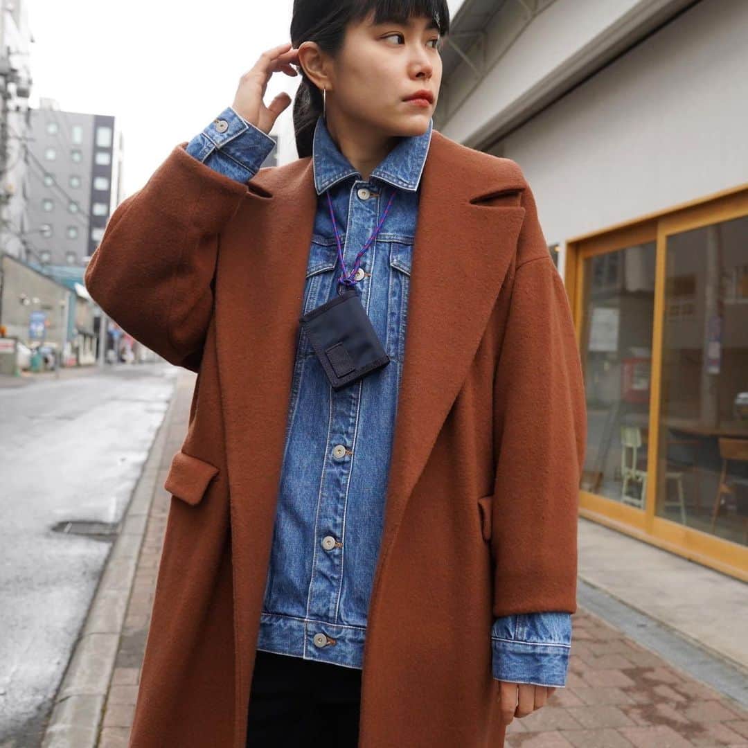 MāWさんのインスタグラム写真 - (MāWInstagram)「. [STYLE] 7th December 2020.  [RIM.ARK] Double weave loose gown coat.  [INSCRIRE] Jean Jacket.  [sacai] Nylon Trifold Wallet.  -」12月7日 16時26分 - maw_sapporo