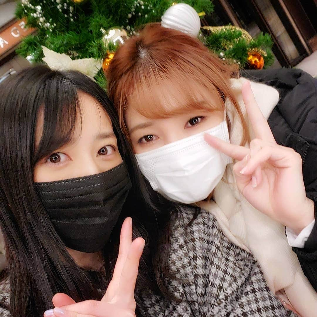 佐々木優佳里さんのインスタグラム写真 - (佐々木優佳里Instagram)「🍎  お仕事終わりに @shizuka_endo_  とご飯をしてきました✨  今年一番会っているしーちゃん。笑 なんでも話せるしーちゃん🍋 これからもよろしくね！！  #りんご #スイーツ好き #まるごとりんご #シナモン #テラス席」12月7日 16時54分 - yuka_mocha_roll