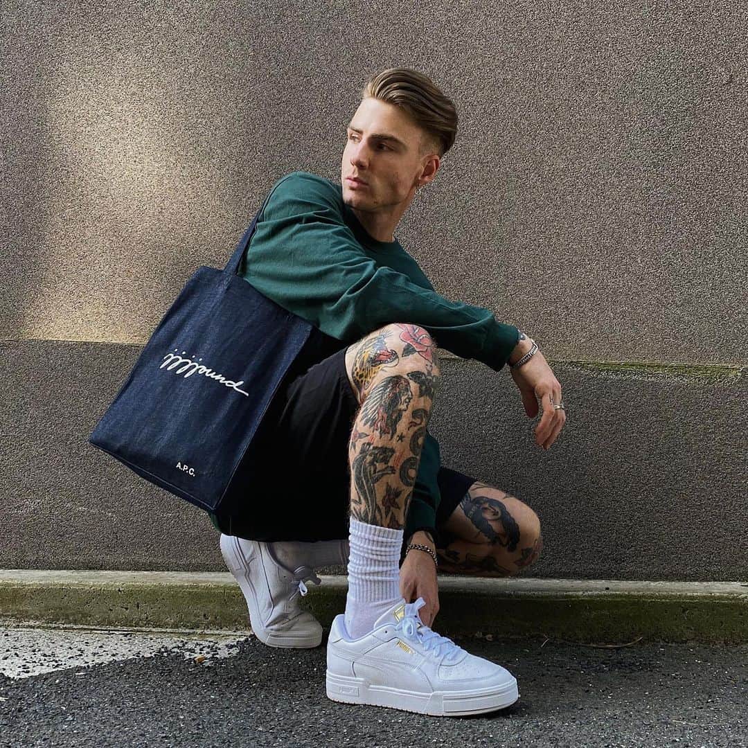 THOMAS DAVENPORTのインスタグラム：「All day, everyday @pumaau CA Pro from @platypus_sneakers // #pumaau #platypusfam #ad」