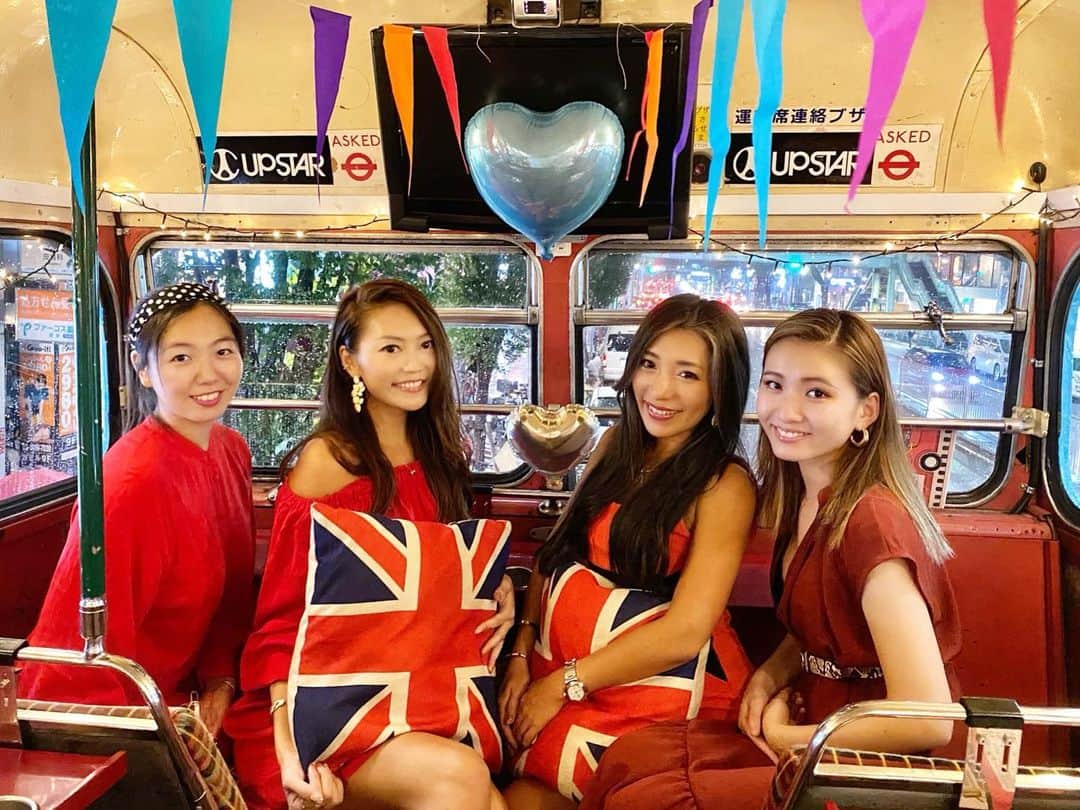 SAORIのインスタグラム：「女子会さいこう❤️✨ ドレスコードは赤😍😍 夏の思い出♡♡♡」