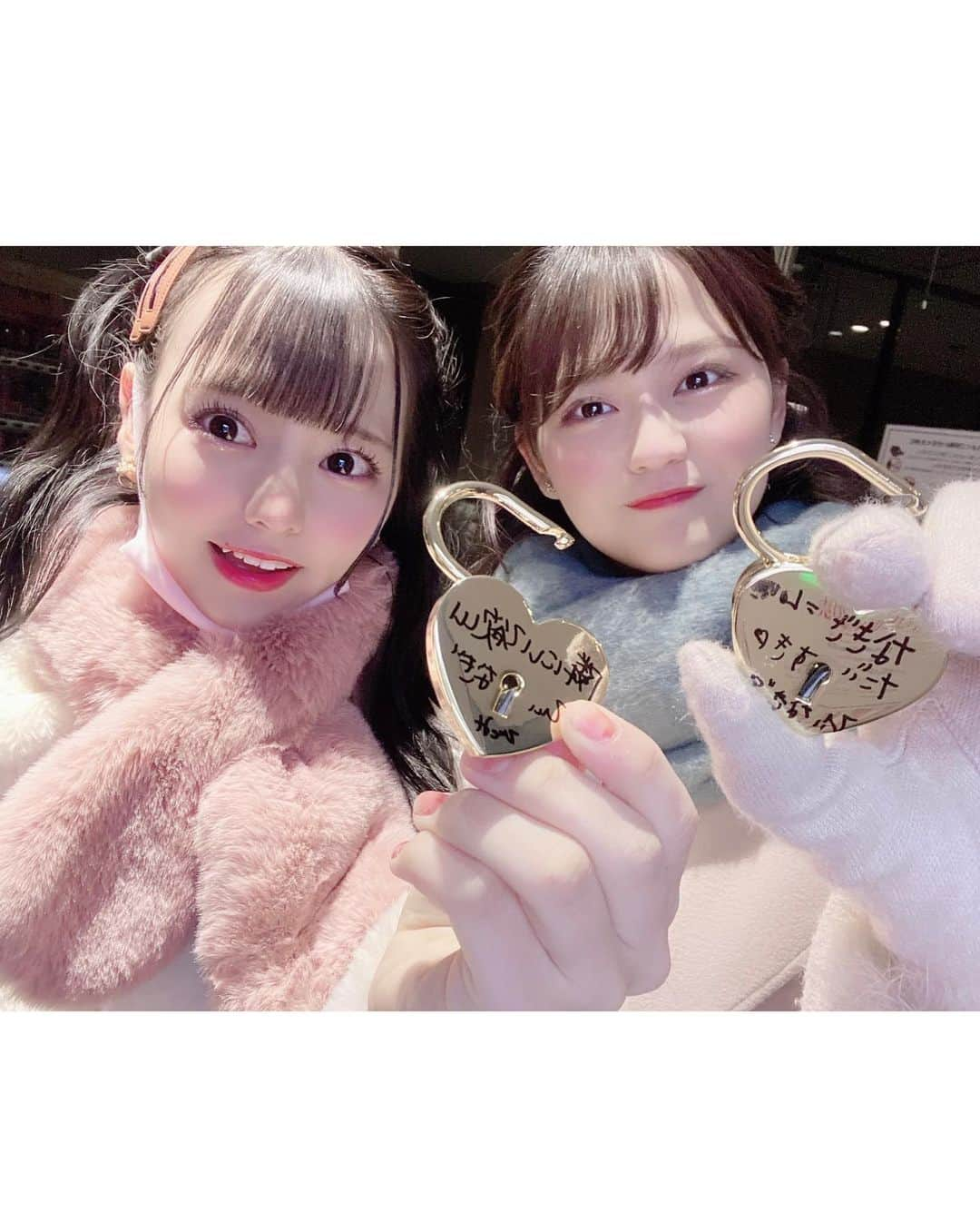 齊藤なぎささんのインスタグラム写真 - (齊藤なぎさInstagram)「🌟❤💗﻿ ﻿ ﻿ ﻿ ﻿ ﻿ ﻿ 『流星群』  MVが公開されました！☁﻿ ﻿ ﻿ ﻿ ﻿ こんなに幸せそうなひぃなぎがたっぷりみられるのはこのMVだけなんではないかとおもいます。﻿ ﻿ ﻿ ﻿ 私たちがたくさん楽しめるように、スタッフさんがたくさん考えてくださって、まるで2人で旅をしているかのようでした🌸﻿ ﻿ ﻿ ﻿ 本当にありがとうございます。﻿ ﻿ ﻿ ﻿ 一緒に食べたご飯も、一緒に歩いた道も、一緒に見た景色も全部、宝物。﻿ ﻿ ﻿ ﻿ たくさんたくさん聞いて、たくさんたくさん見てほしいです☺️﻿ ﻿ ﻿ ﻿ ﻿ #イコラブ #ひぃなぎ #髙松瞳 #齊藤なぎさ #ひとみん #なーたん  #流星群﻿ #届いてなーたん ﻿ ﻿ ﻿ ﻿ ﻿ ﻿」12月7日 20時03分 - saitou_nagisa