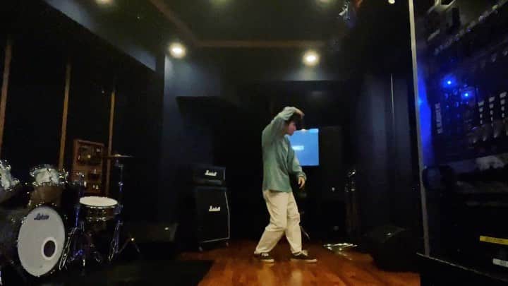 Oguriのインスタグラム：「felt soooo good🤤🤤🤤 Choreography from @shaunevaristo and @ayehasegawa 🥰 Learned at @buildingblock_  #bb360」