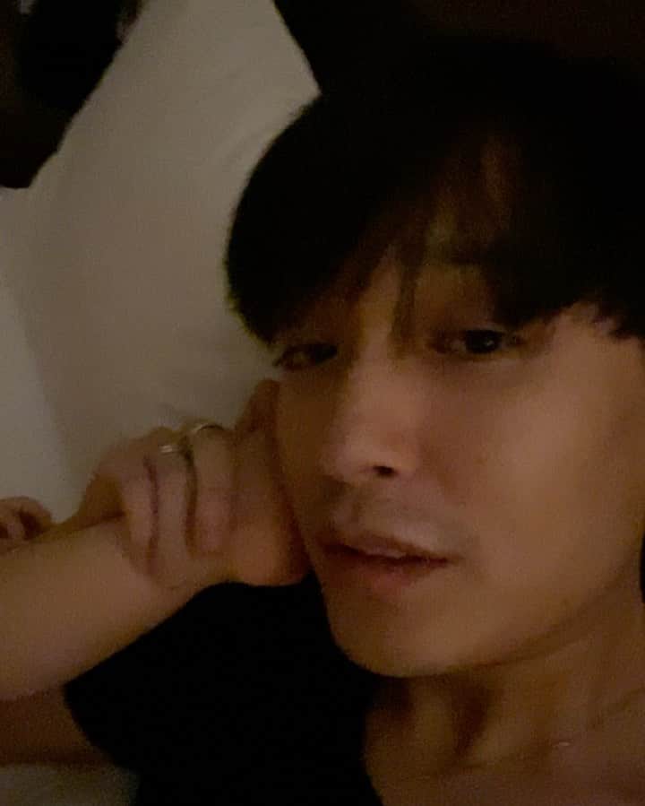 サイモンD のインスタグラム：「여보세요 채채 생일 축하해 @honeyzzangbaby 👶🏻❤️🎉」