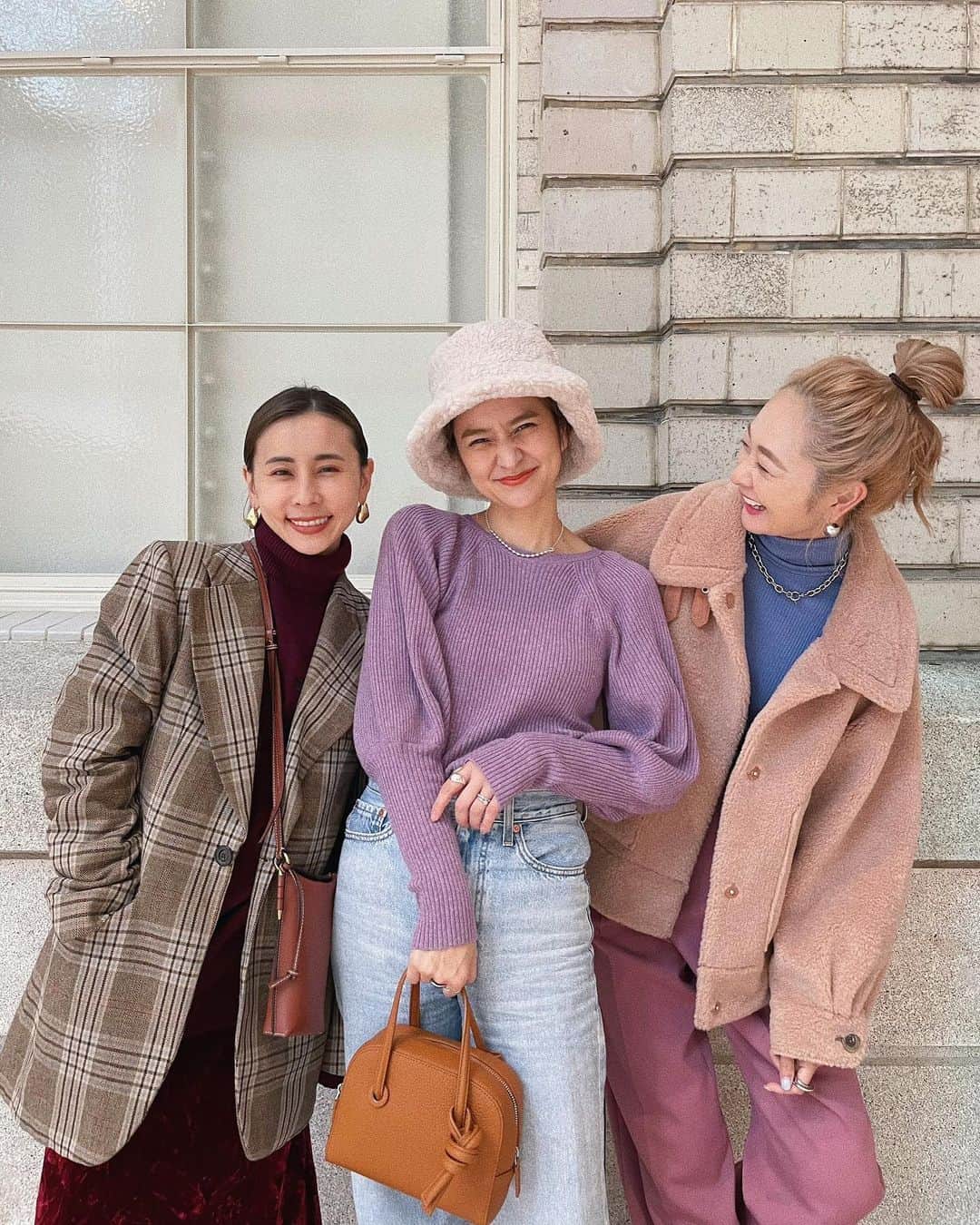 のインスタグラム：「m u s e u m 🪐 美術館好きのりこー夫婦に連れて行ってもらった 京セラ美術館がとっても素敵だった💗  可愛くもあり〜 おしゃれでもあり〜 行けてよかった☺️🤝💗  カメラ向けたらすぐ踊ろうとするりこーさん😂 （最後の動画より。笑 （凸凹コンビの声の低さねっ。笑  #京都 #京セラ美術館 #思い出」