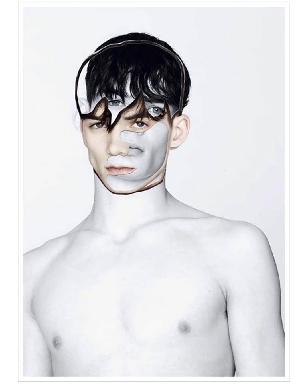 のインスタグラム：「NOSTALGIC MONDAY / FLASHING BACK / WINTER ‘13-14 #KRISVANASSCHE /  Artwork @nicolas_santos」