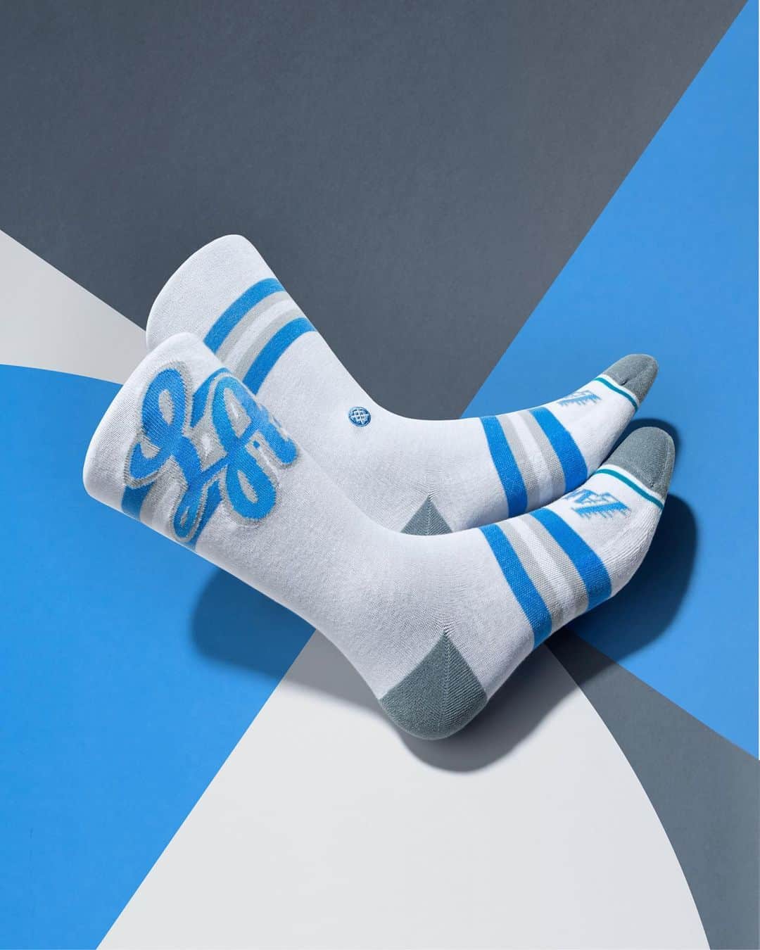 Stanceのインスタグラム：「Rep Your City 🏀...  Stance's latest NBA collection is designed around the NBA City Edition uniforms for the 2020-21 season. Each look is inspired by the cities that make up the very fabric of each of these storied NBA franchises. So grab a pair to rep your squad, and your city, in style...Link in bio.」