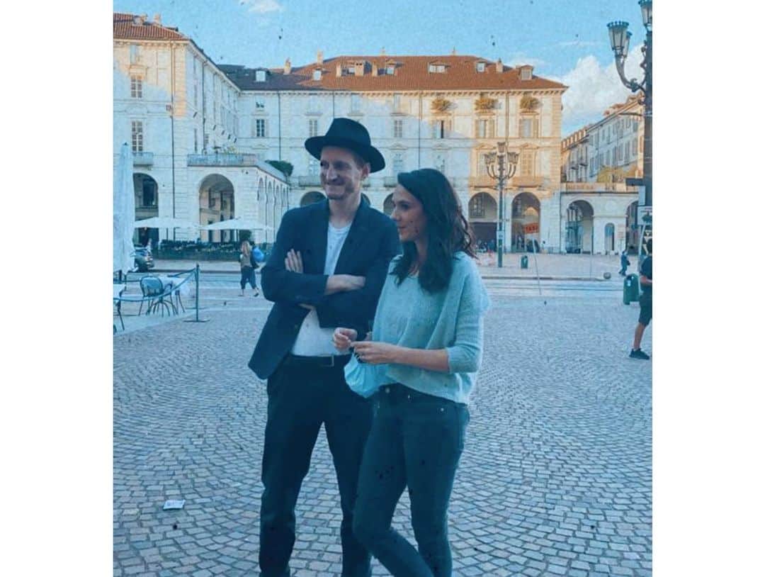 The Lumineersさんのインスタグラム写真 - (The LumineersInstagram)「2020 happened a little differently than planned, but I'm so thankful to be living this adventure in Italy with @francesca_laz - @jeremiahfraites  - My new home in @cittaditorino 📷 @robertograzianomoro - Walking around Piazza Vittorio with my wife @francesca_laz - Eating at my favorite restaurant @CannavacciuoloBistroTorino - My favorite piano @CircoloLettori - Going to @Juventus games with my brother and father-in-law」12月8日 1時09分 - thelumineers