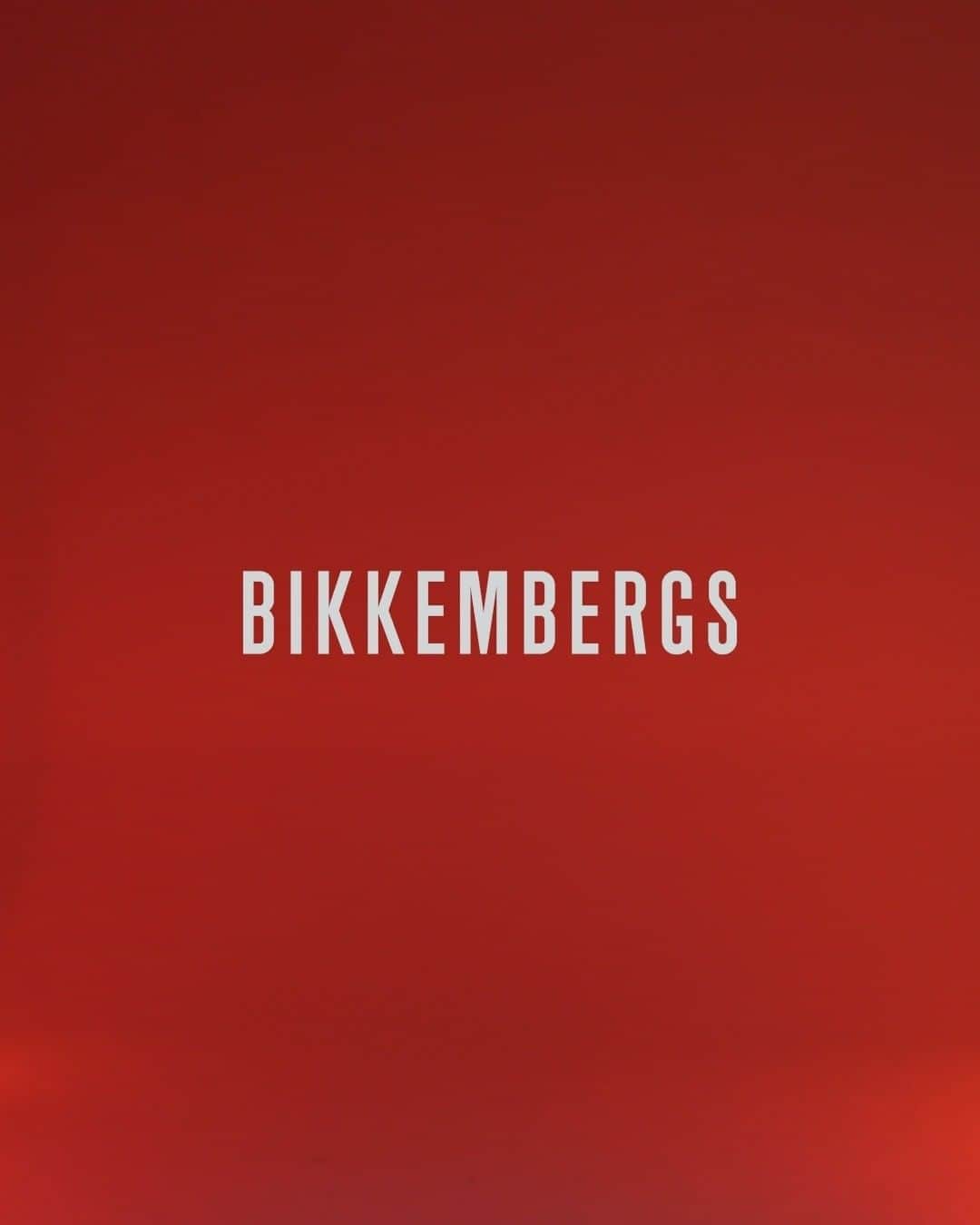 ダーク ビッケンバーグのインスタグラム：「A story of interaction. Discover the FW2020 bomber jackets collection on bikkembergs.com. #dirkbikkembergs #bikkembergs #FW20」